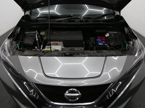 Nissan LEAF 40kWh Acenta Auto 5dr 27