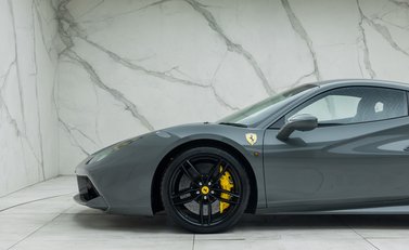 Ferrari 488 GTB 31