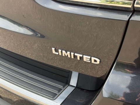 Jeep Grand Cherokee 3.0 V6 CRD Limited SUV 5dr Diesel Auto 4WD Euro 5 (247 bhp) 39