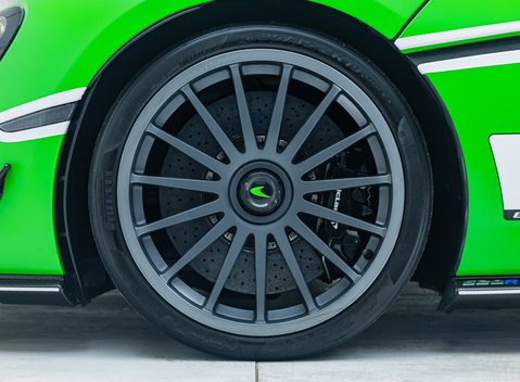 McLaren 620R 13