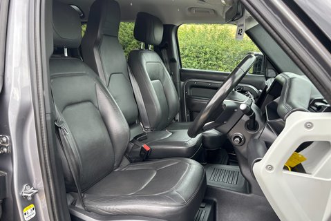 Land Rover Defender 110 D300 Hard Top HSE with Rear Seat Conversion 4