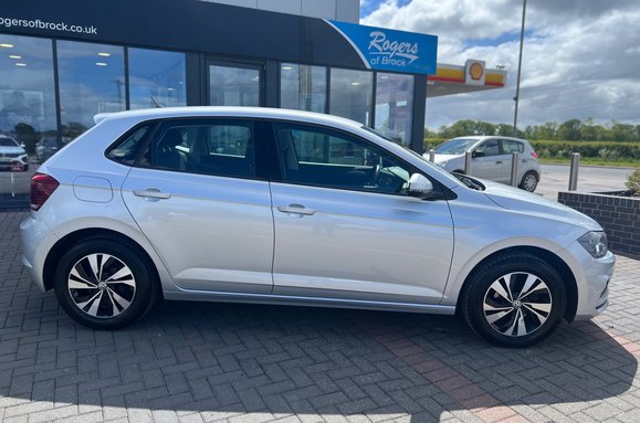 Volkswagen Polo SE TSI DSG AUTOMATIC 5 DOOR 6