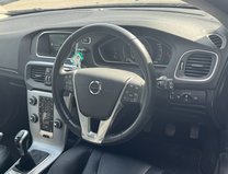 Volvo V40 (Sold) 2.0 T2 Inscription Hatchback 5dr Petrol Manual Euro 6 (s/s) (122 ps) 12