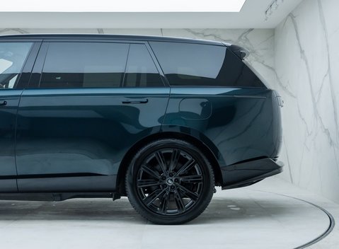 Land Rover Range Rover P440e AUTOBIOGRAPHY LWB 39