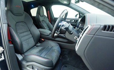 Porsche Cayenne GTS Coupé 11