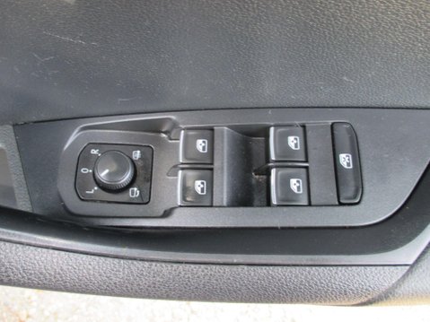 Skoda Karoq 1.5 TSI SE L DSG Euro 6 (s/s) 5dr 45