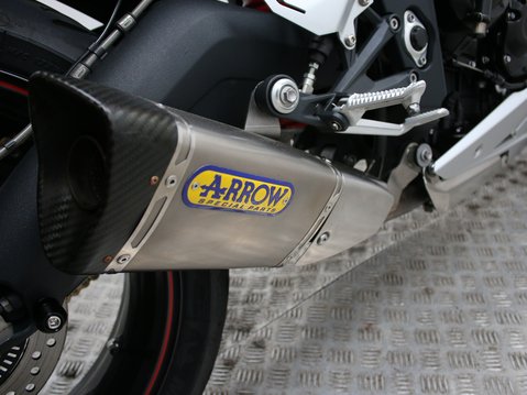 Triumph Daytona 675 DAYTONA 675 ABS 22