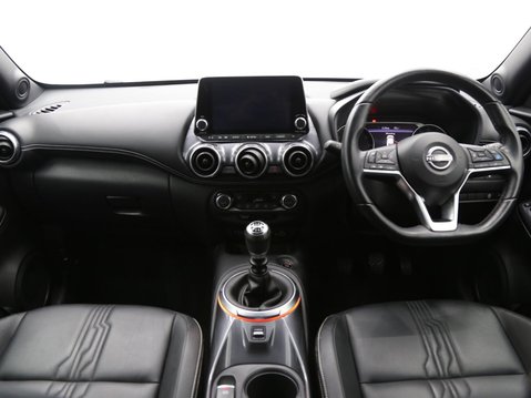 Nissan Juke 1.0 DIG-T Tekna Euro 6 (s/s) 5dr 9