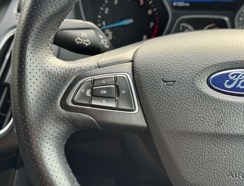 Ford Focus 1.0 Focus ST-Line 5dr 19