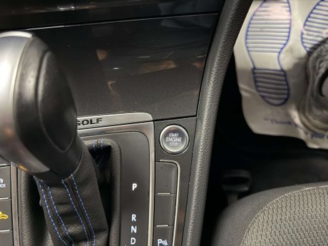 Volkswagen Golf e-Golf 5dr 32