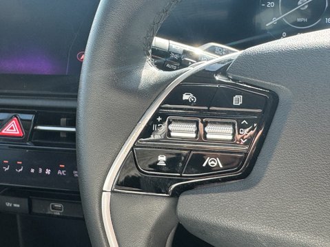 Kia Niro 64.8kWh 3 SUV 5dr Electric Auto (201 bhp) 14