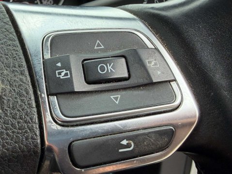 Volkswagen Tiguan 2.0 Tiguan R-Line TDI BlueMotion Technology 4Motion Semi-Automatic 4WD 5dr 31