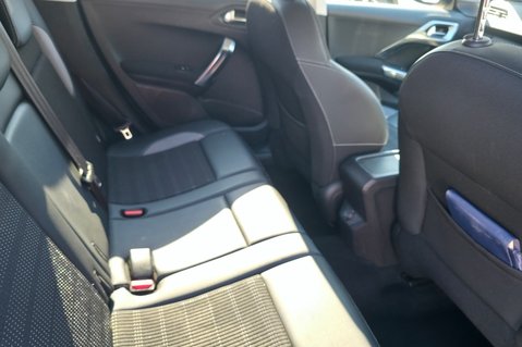 Peugeot 2008 S/S ALLURE..1FORMER KEEPER,7 MAIN DEALER SERVICES,STUNNING  11
