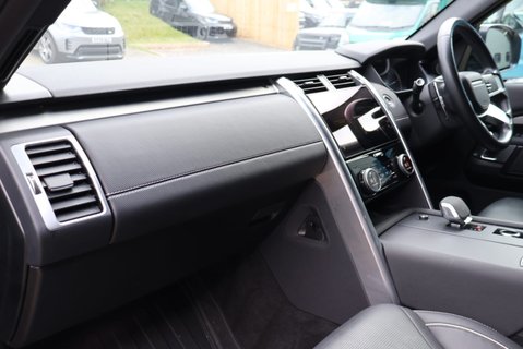 Land Rover Discovery R-DYNAMIC HSE MHEV COMMERCIAL GENUINE REAR SEATS  22 WHEELS BLACK ROOF  20