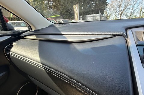 Lexus NX 300H LUXURY - PANORAMIC ROOF -2 OWNERS - 7 LEXUS SERVICES 27