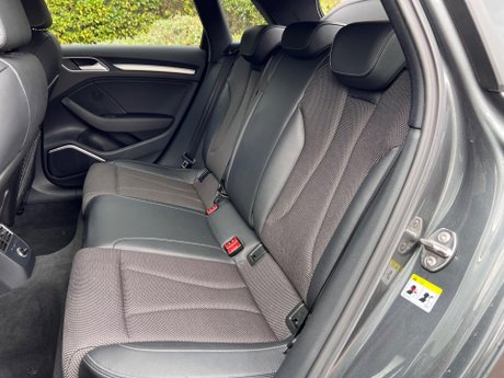 Audi A3 2.0 TDI 35 Black Edition Sportback S Tronic Euro 6 (s/s) 5dr 33