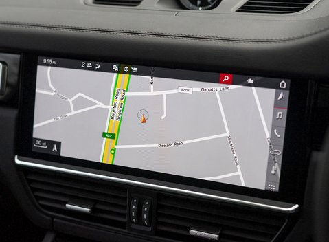 Porsche Cayenne Turbo S E-Hybrid 24