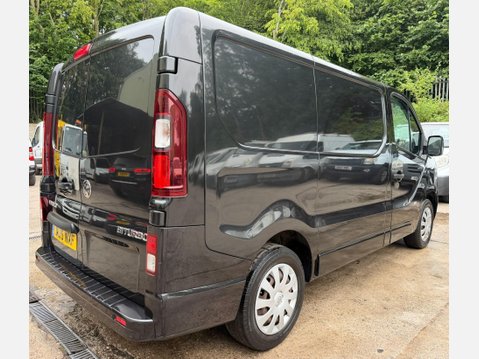 Vauxhall Vivaro 1.6 CDTi 2700 BiTurbo ecoFLEX Sportive Panel Van 5dr Diesel Manual L1 H1 Eu 11