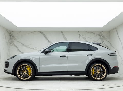 Porsche Cayenne Turbo GT 2