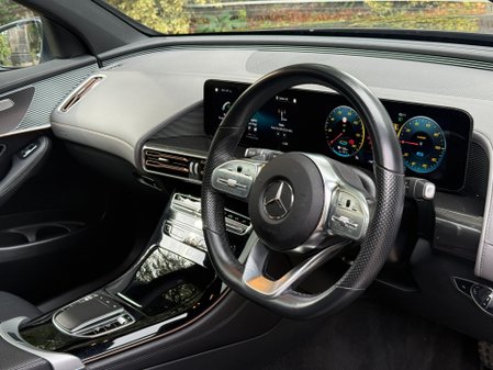 Mercedes-Benz EQC EQC 400 4MATIC AMG LINE PREMIUM 32