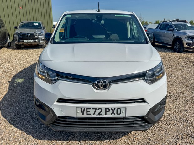Toyota Proace City SWB L1H1 [SOLD CM] Low Roof Icon Air Con Sensors EURO 6 3
