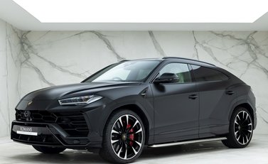 Lamborghini Urus 6