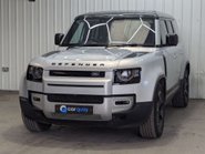 Land Rover Defender 3.0 Defender SE D MHEV Auto 4WD 5dr 24