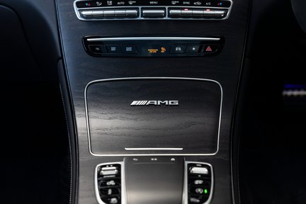 Mercedes-Benz GLC 63 S AMG 4MATIC PLUS PREMIUM 23