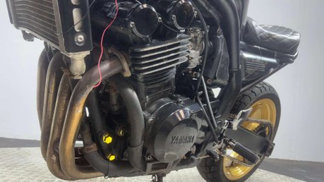 Yamaha FZS FAZER 1999 CUSTOM BUILD PROJECT BIKE 600CC SCRAMBLER 15