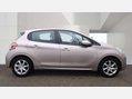Peugeot 208 1.4 e-HDi Active Hatchback 5dr Diesel EGC Euro 5 (s/s) (70 ps) 9