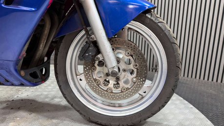 Suzuki GSX GSXF 600 1994 ONLY 26K RUNNING PROJECT CLASSIC BIKE 600CC 18