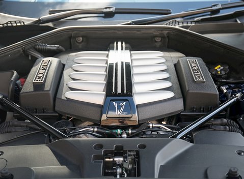 Rolls-Royce Dawn 31
