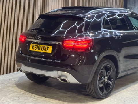 Mercedes-Benz GLA 2.1 GLA 200 Sport Premium+ D Auto 5dr 17