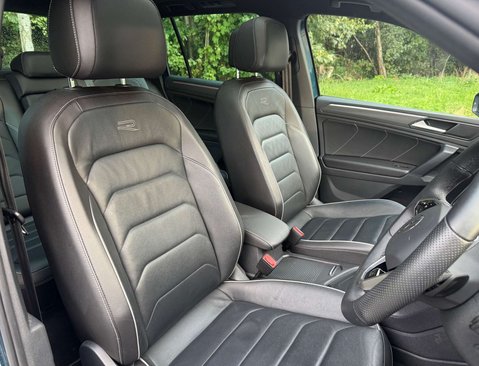 Volkswagen Tiguan 2.0 Tiguan R-Line TDI Semi-Auto 5dr 18