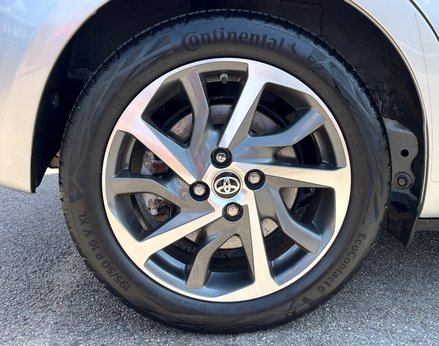 Toyota Yaris VVT-I Y20 15