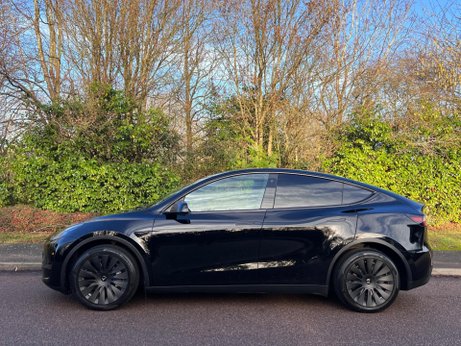 Tesla Model Y (Dual Motor) Long Range Auto 4WDE 5dr 1