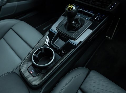 Porsche 911 GT3 TOURING (992) 26