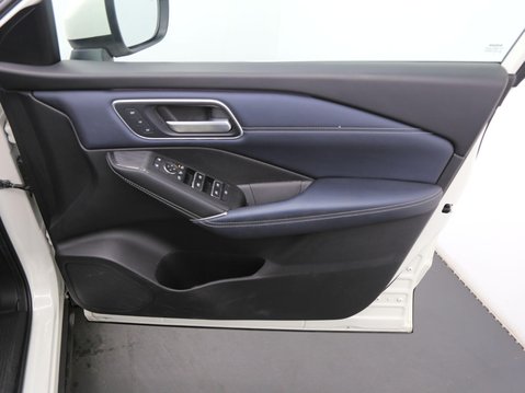 Nissan Qashqai 1.3 DIG-T MHEV Tekna+ XTRON Euro 6 (s/s) 5dr 20