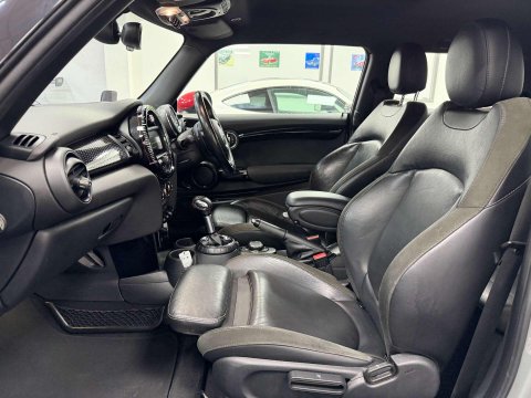 Mini Hatch 2.0 John Cooper Works Hatchback 3dr Petrol Auto Euro 6 (s/s) (231 ps) 37