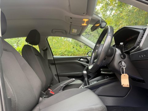 Audi A1 1.0 TFSI 25 Technik Sportback Euro 6 (s/s) 5dr 11