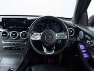 Mercedes-Benz GLC 2.0 GLC300d AMG Line (Premium Plus) SUV 5dr Diesel G-Tronic+ 4MATIC Euro 6 23