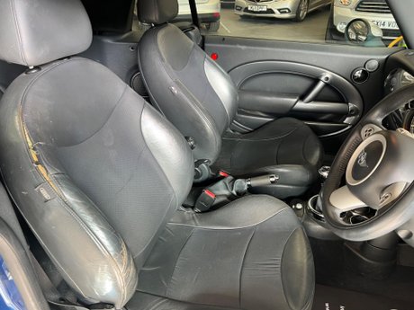 Mini Convertible 1.6 Cooper Euro 4 2dr 15