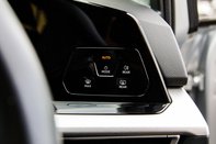 Volkswagen Golf LIFE ETSI DSG 11