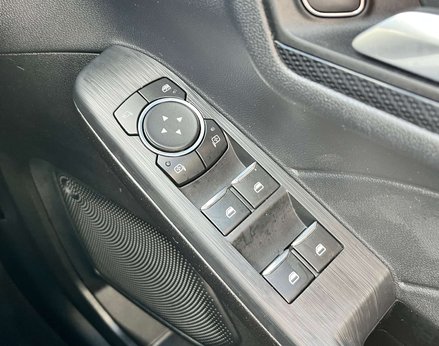 Ford Kuga 2.5 Kuga ST-Line X Edition HEV CVT 5dr 70
