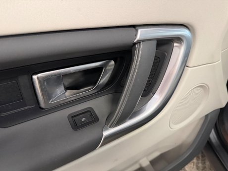 Land Rover Discovery Sport 2.0 TD4 HSE 4WD Euro 6 (s/s) 5dr 28