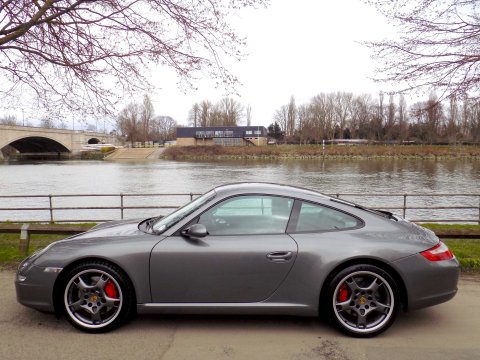 Porsche 911 (997) CARRERA 2 S 6