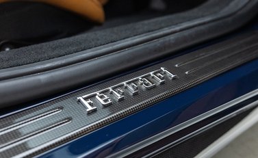 Ferrari 488 SPIDER 36