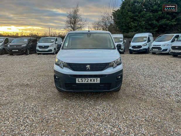 Peugeot Partner LWB L2H1 Low Roof Professional Air Con EURO 6 NO VAT 3