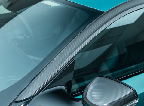 Aston Martin DB12 Coupe 36