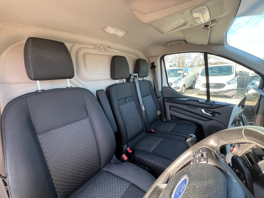 2023 Ford Transit CustomSWB L1H1 Low Roof Trend 280 Air Con Sensors EURO 6 NO VAT — thumbnail 30 of 51